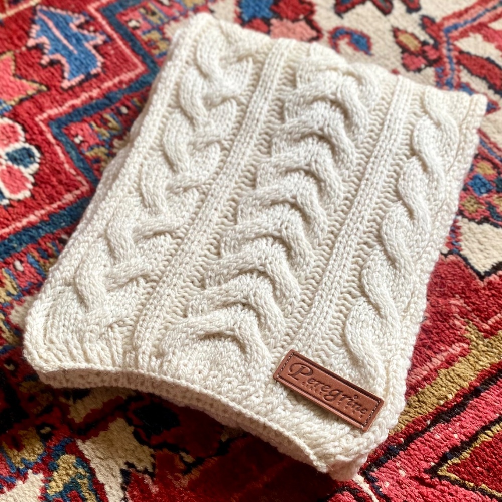 Peregrine 100% Wool Triple Cable Knit Scarf 8" x 72" Made in England *NWOT* - Picture 5 of 5